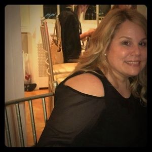 Meet your Posher, Lucy